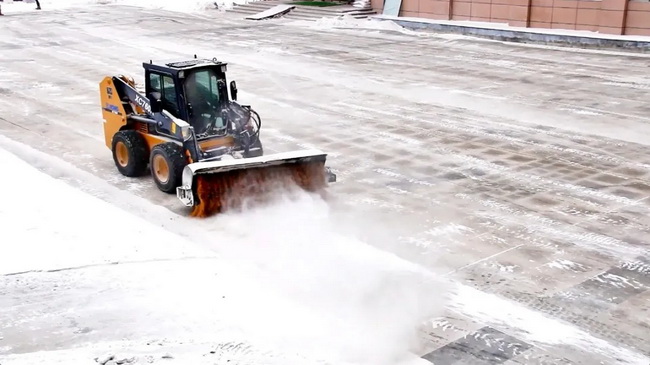 安博网页版除冰雪类设备保障道路畅通无阻