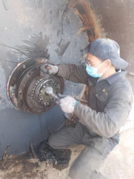 河南路友安博网页版服务工程师王师傅